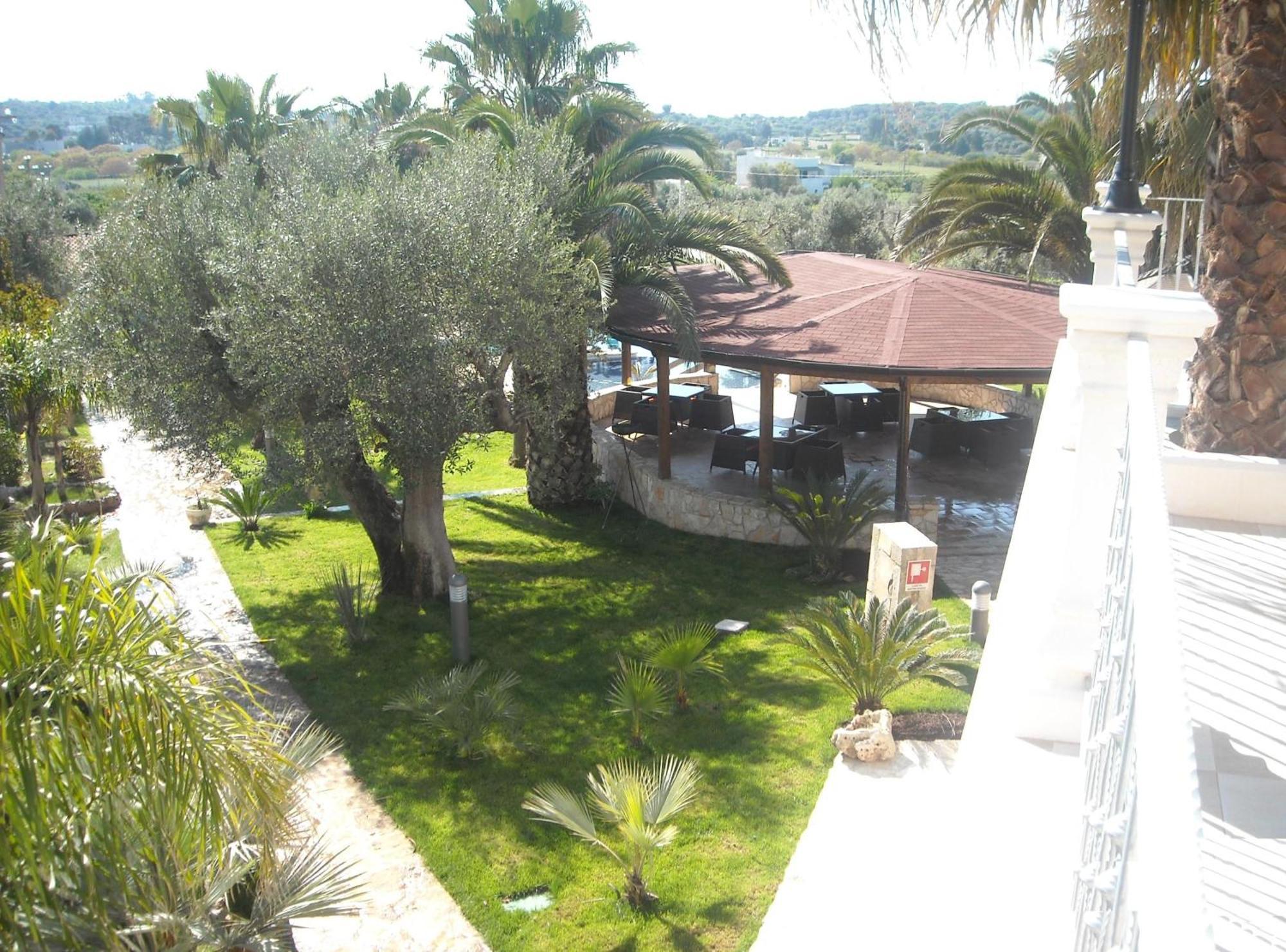Citta Bianca Country Resort Остуни Екстериор снимка